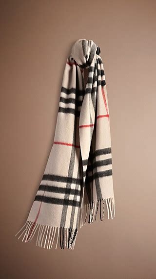 bufanda hombre burberry|used burberry scarves.